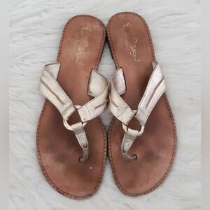 Lilly Pulitzer Gold Sandals 9